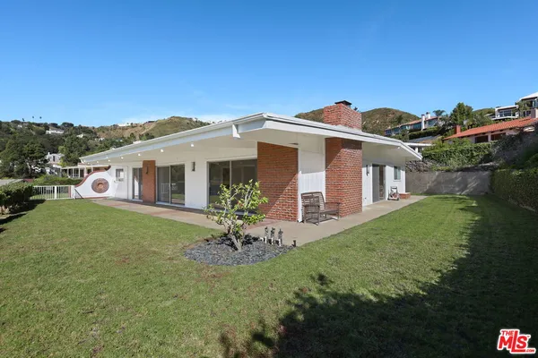 $10,586 | 1340 El Hito Circle, Pacific Palisades, CA 90272