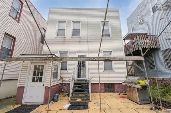$3,300 | 1012 Paterson Plank Road, Unit 1, North Bergen, NJ 07047
