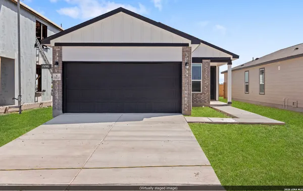 $1,850 | 15620 Bonito Loop, San Antonio, TX 78253