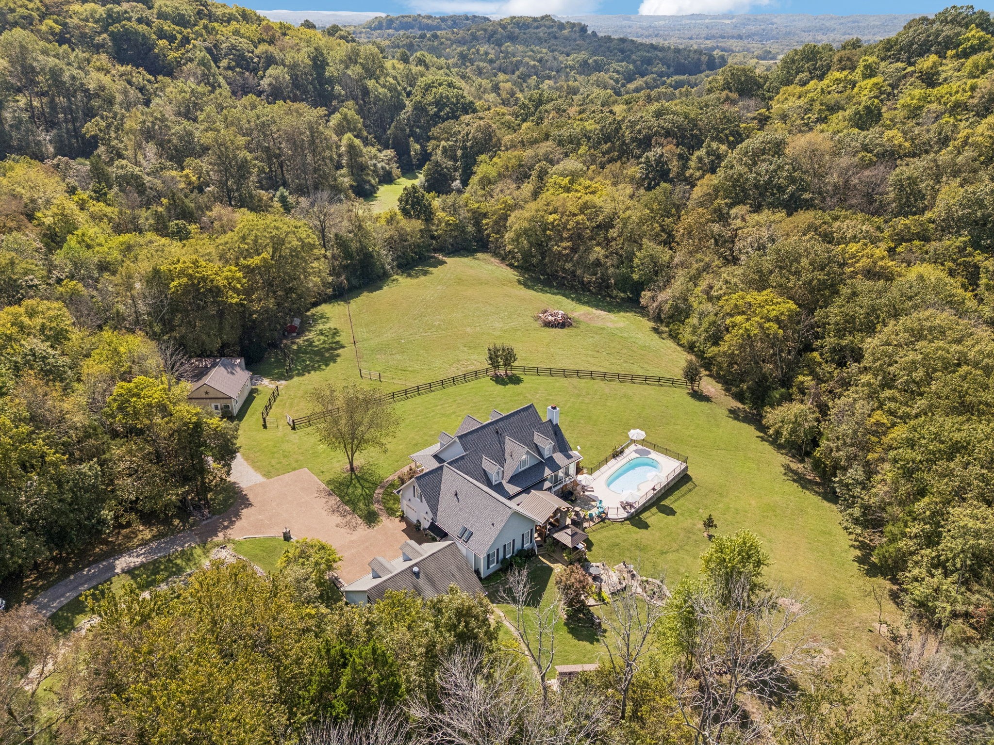 1909 Dr Robinson Rd Spring Hill Thompson's Station, TN 37179 - Photo 12 of 72