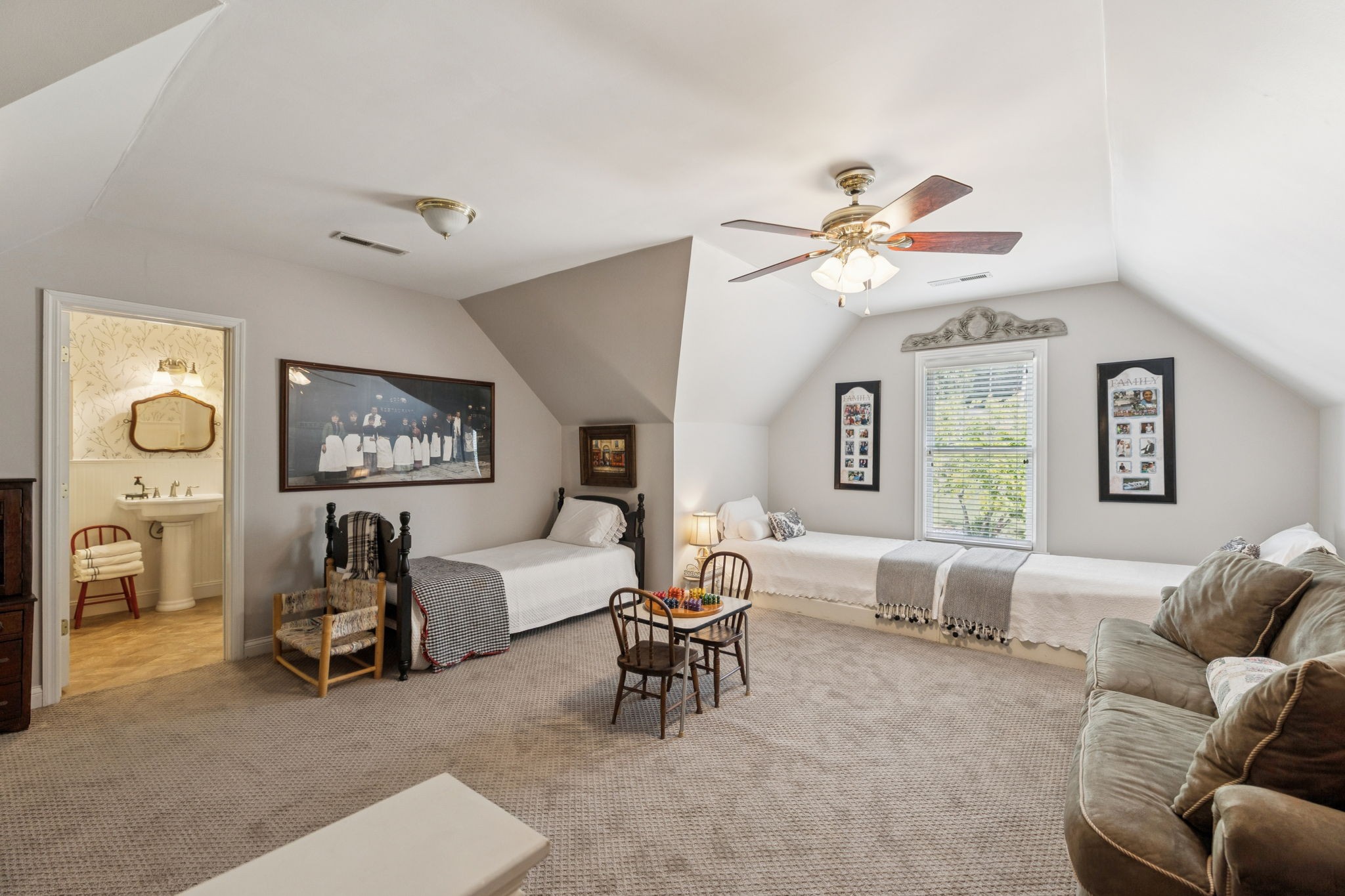1909 Dr Robinson Rd Spring Hill Thompson's Station, TN 37179 - Photo 45 of 72 a living room with furniture and a large window