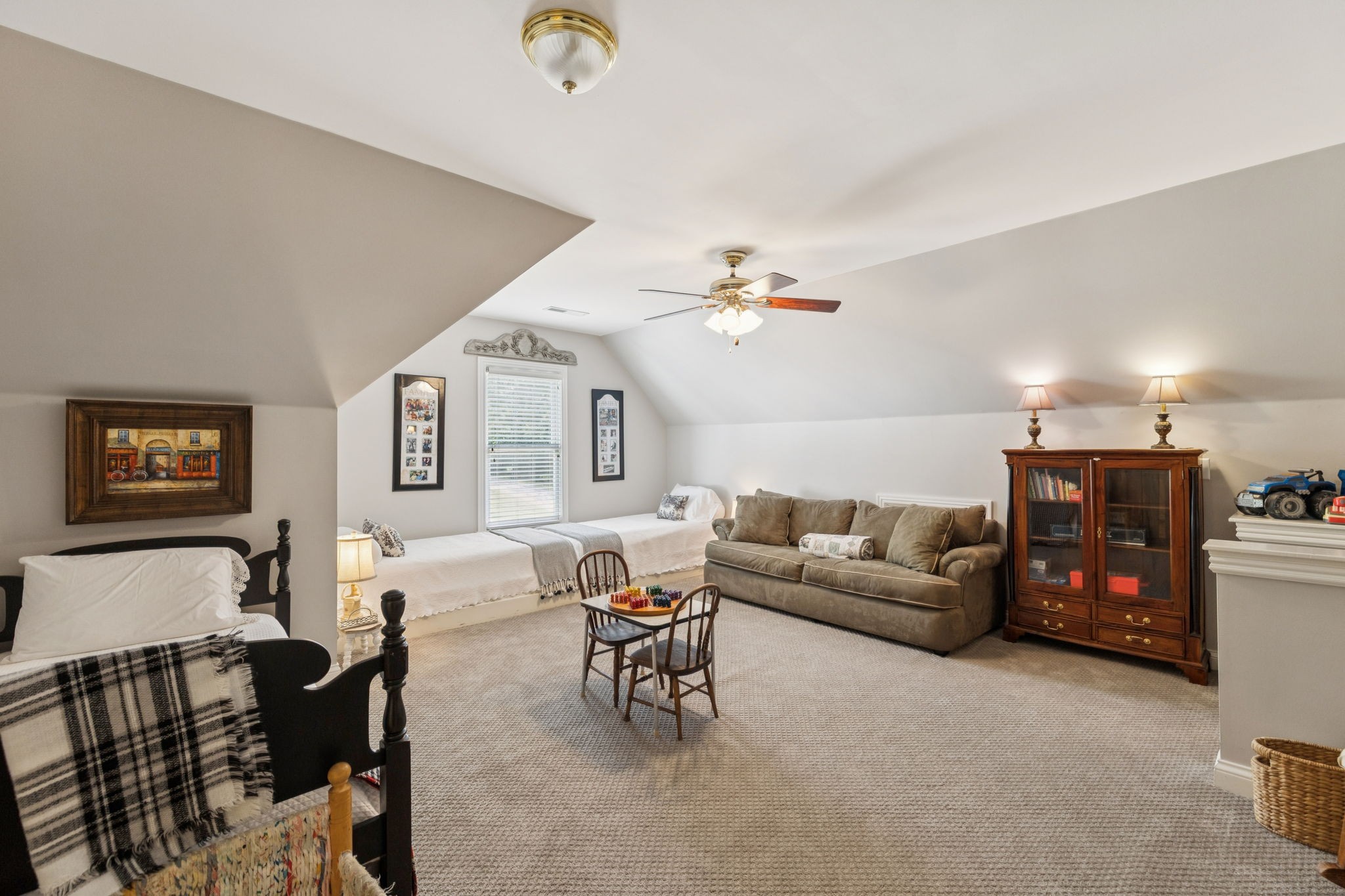 1909 Dr Robinson Rd Spring Hill Thompson's Station, TN 37179 - Photo 46 of 72 a living room with furniture and a flat screen tv