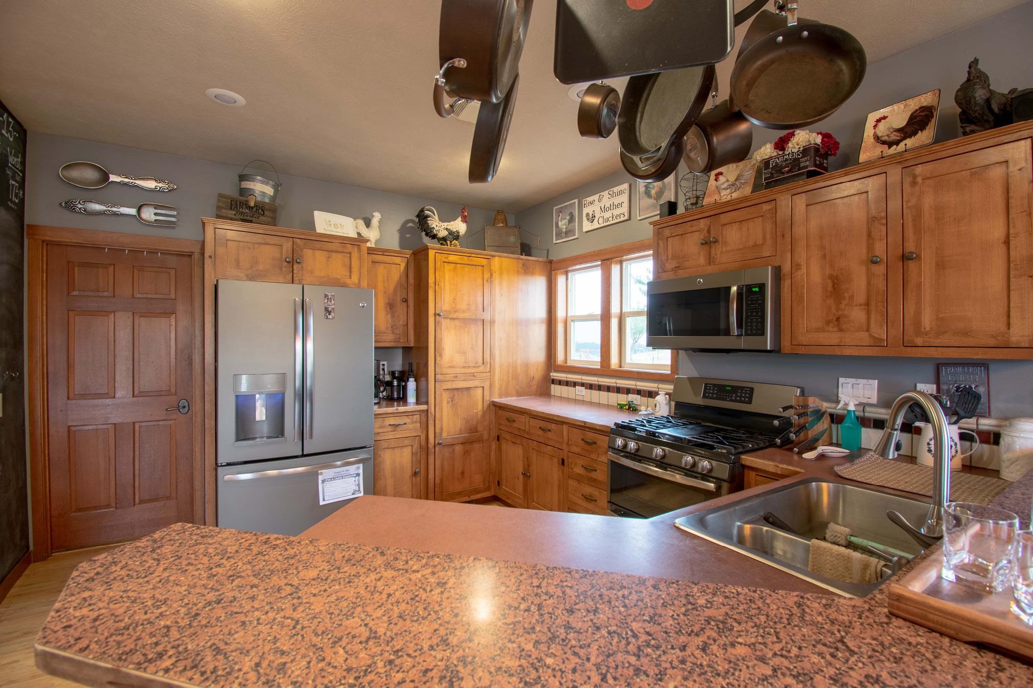 9906 East Gibbs Road Valleyford, WA 99036 - Photo 11 of 48 Gallery Image 11