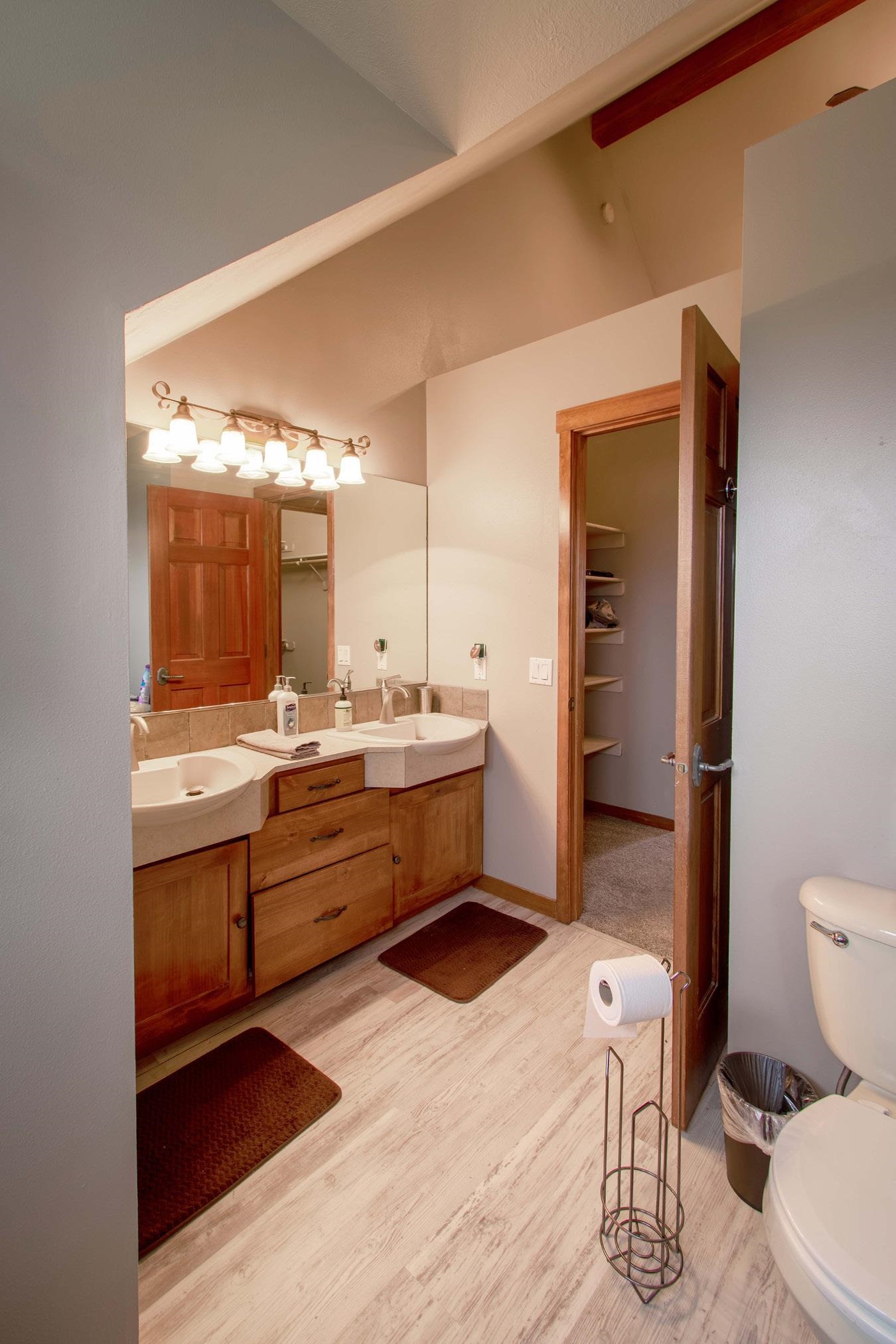 9906 East Gibbs Road Valleyford, WA 99036 - Photo 18 of 48 Gallery Image 18