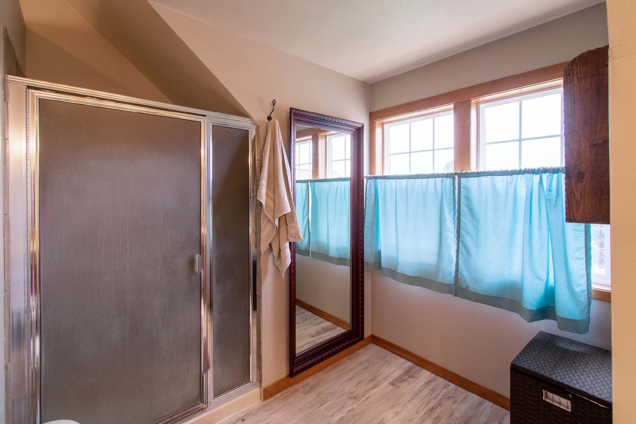 9906 East Gibbs Road Valleyford, WA 99036 - Photo 19 of 48 Gallery Image 19