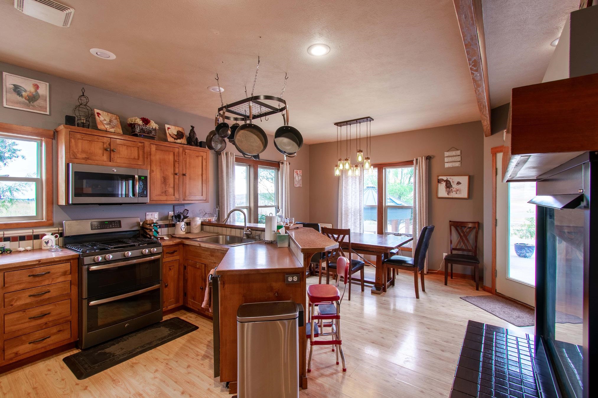 9906 East Gibbs Road Valleyford, WA 99036 - Photo 10 of 48 Gallery Image 10