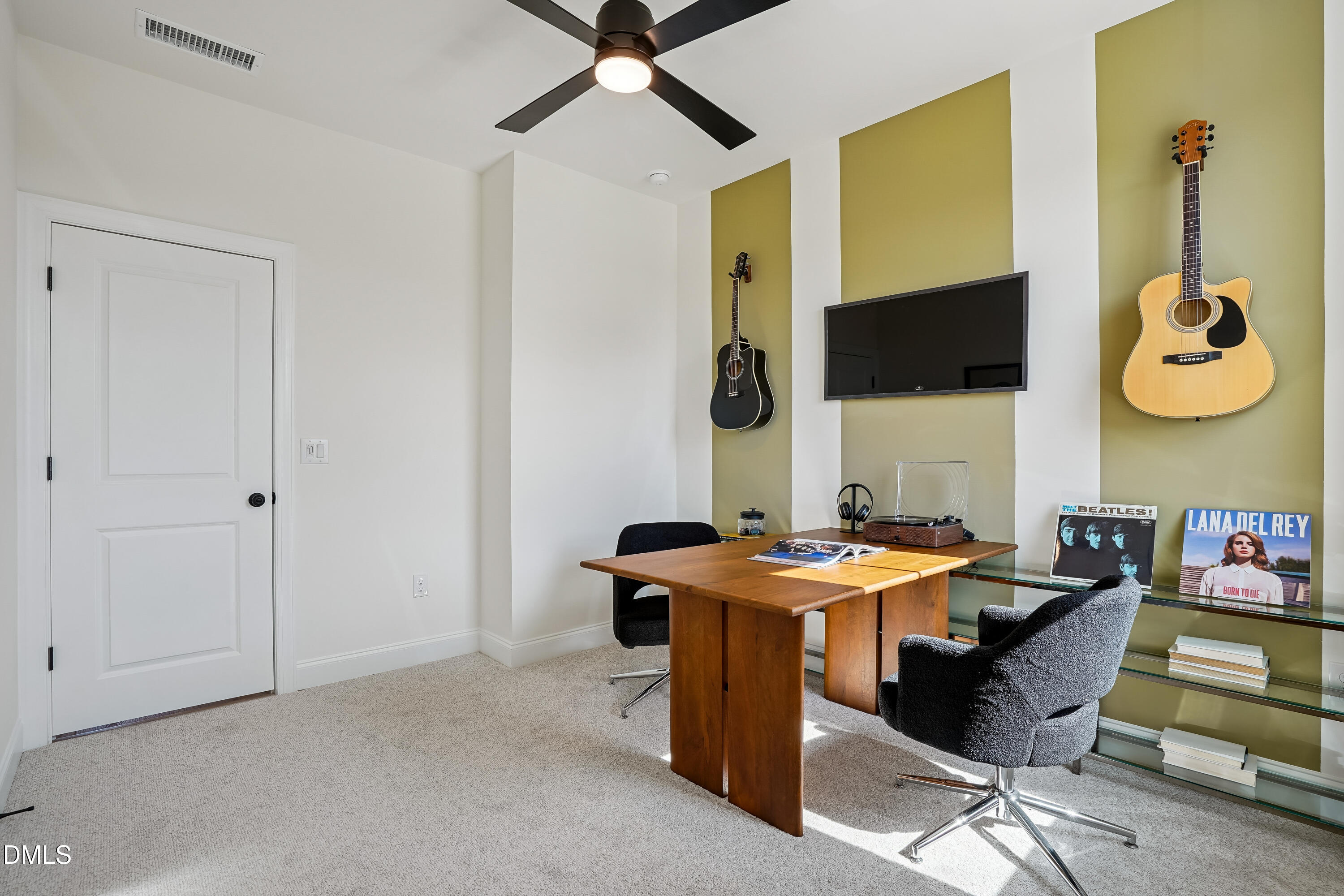 135 Midtown Rows Way, Unit 12 Fuquay-Varina, NC 27526 - Photo 23 of 29 Pamlico - Midtown Rows Model MTR19 - 24-