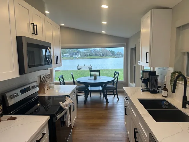 $649,900 | 15124 Cozy Cove Lane, Willis, TX 77318