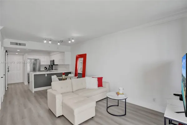$2,450 | 2501 South Ocean Drive, Unit 704, Hollywood, FL 33019