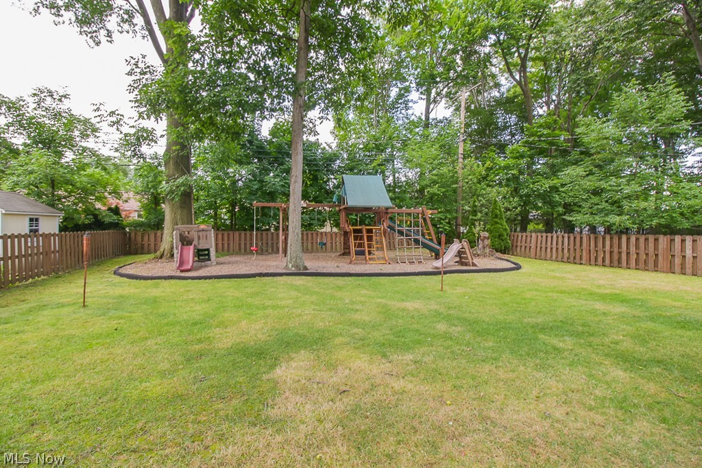 1148 Ford Road Lyndhurst, OH 44124 - Photo 3 of 35