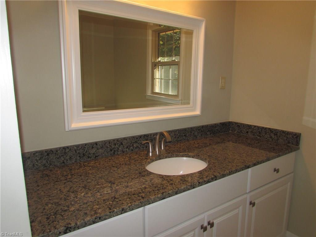 1432 Pepperidge Road Asheboro, NC 27205 - Photo 4 of 20 Gallery Image 4