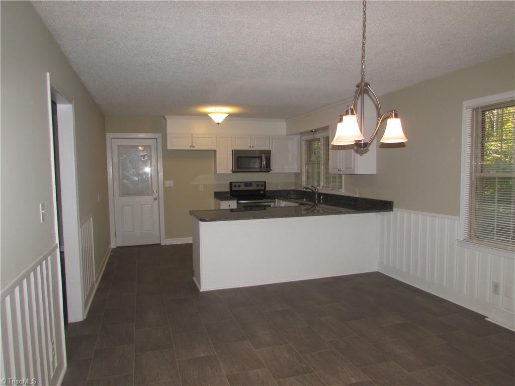 1432 Pepperidge Road Asheboro, NC 27205 - Photo 5 of 20 Gallery Image 5
