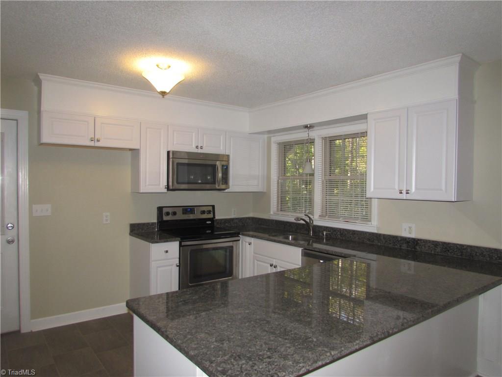 1432 Pepperidge Road Asheboro, NC 27205 - Photo 6 of 20 Gallery Image 6