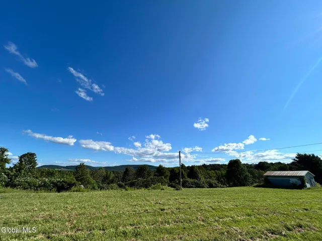 $75,000 | 468 Myers Road, Howes Cave, NY 12092