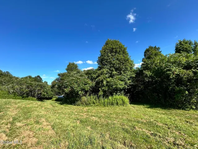 $75,000 | 468 Myers Road, Howes Cave, NY 12092