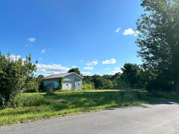 $75,000 | 468 Myers Road, Howes Cave, NY 12092