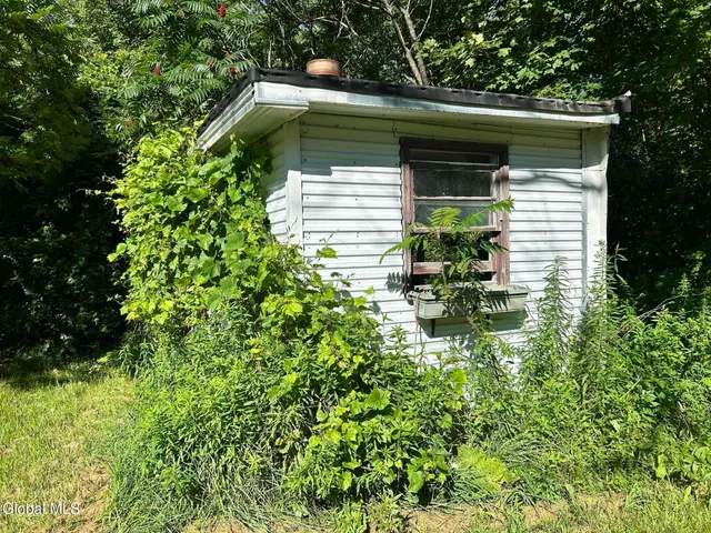 $75,000 | 468 Myers Road, Howes Cave, NY 12092