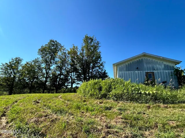 $75,000 | 468 Myers Road, Howes Cave, NY 12092