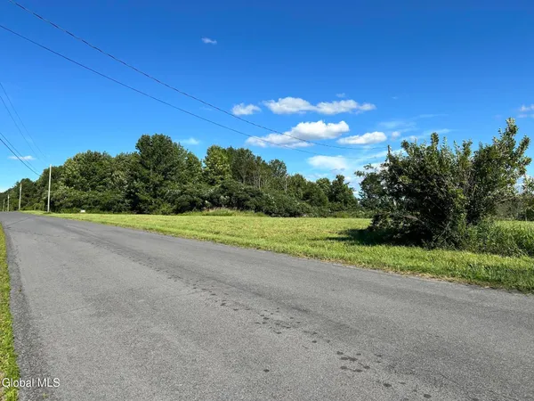 $75,000 | 468 Myers Road, Howes Cave, NY 12092