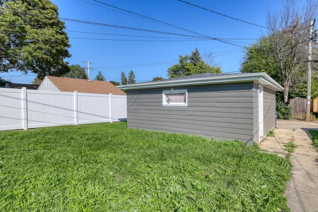 $189,900 | 4312 North 89th Street, Milwaukee, WI 53222