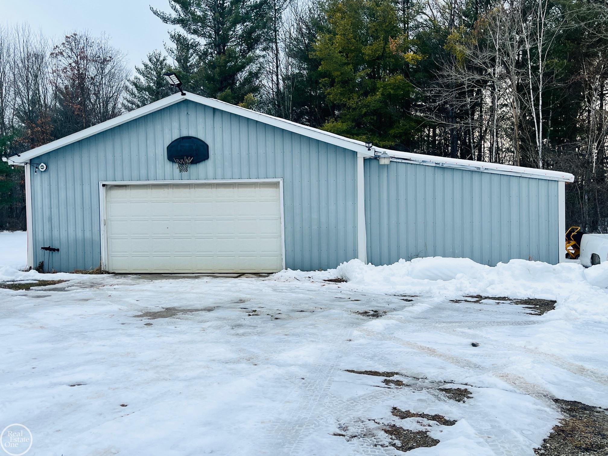 1022 South Allen Road St. Clair, MI 48079 - Photo 9 of 14