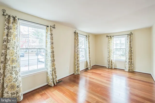 $2,900 | 10515 Smithy Court, North Potomac, MD 20878