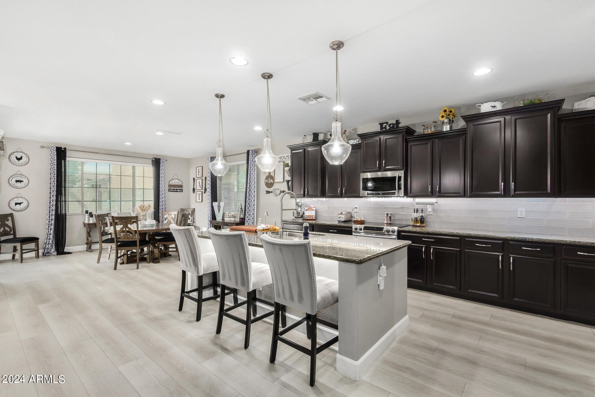 20144 Rosa Road Queen Creek, AZ 85142 - Photo 11 of 39 14 - Rosa