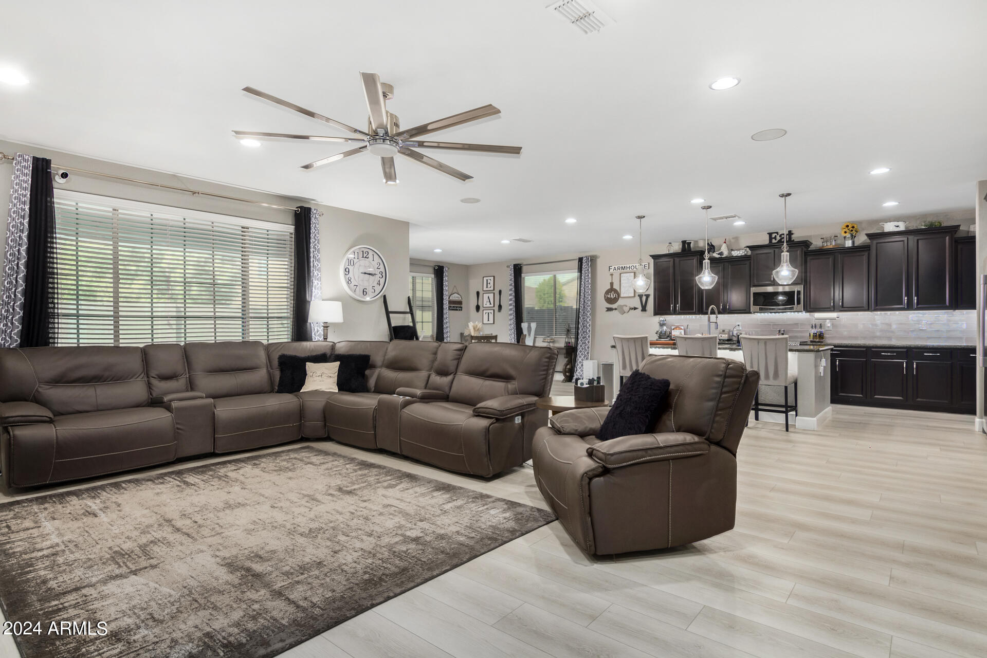 20144 Rosa Road Queen Creek, AZ 85142 - Photo 6 of 39 10 - Rosa