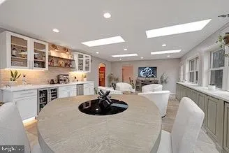 $1,300,000 | 500 Mohns Hill Road, Reinholds, PA 17569