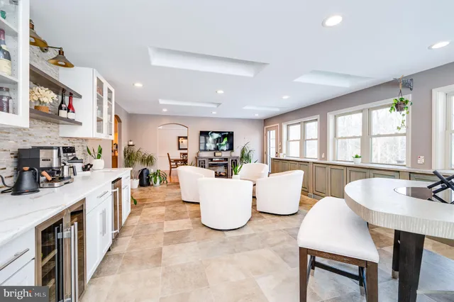 $1,300,000 | 500 Mohns Hill Road, Reinholds, PA 17569