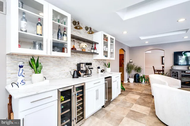 $1,300,000 | 500 Mohns Hill Road, Reinholds, PA 17569