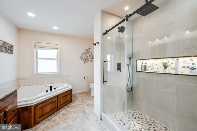 $1,300,000 | 500 Mohns Hill Road, Reinholds, PA 17569