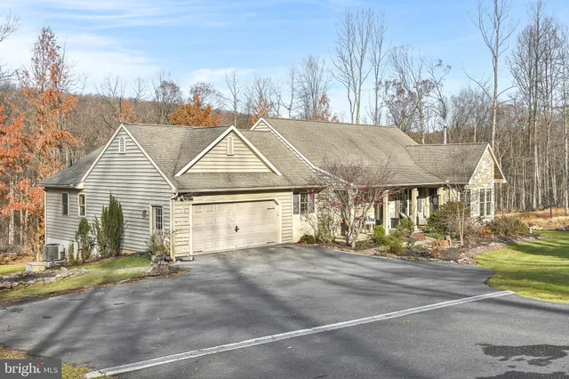 $1,300,000 | 500 Mohns Hill Road, Reinholds, PA 17569