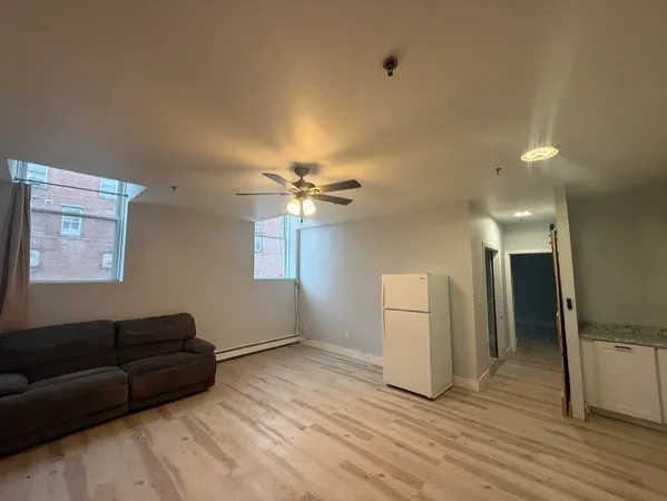 $1,650 | 41-43 Central Street, Unit G2, Haverhill, NH 03785