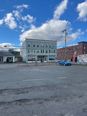 $1,650 | 41-43 Central Street, Unit G2, Haverhill, NH 03785