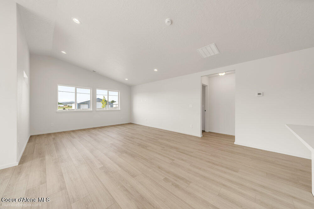 4300 North Arrowleaf Loop Post Falls, ID 83854 - Photo 18 of 30 bb193412-307_65