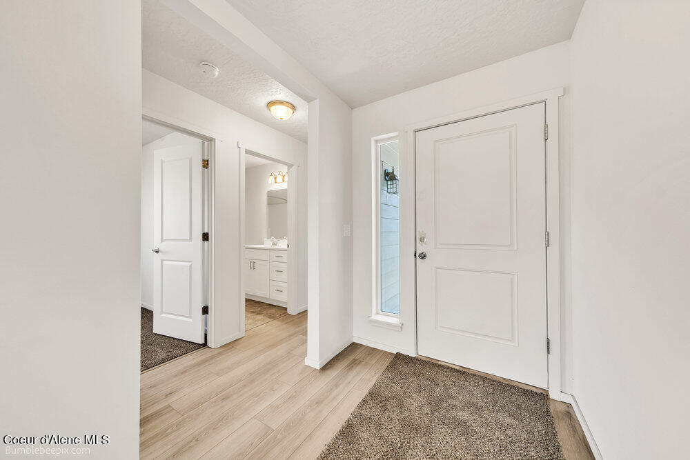 4300 North Arrowleaf Loop Post Falls, ID 83854 - Photo 19 of 30 bb193412-301_576