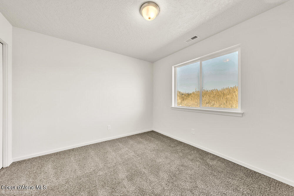 4300 North Arrowleaf Loop Post Falls, ID 83854 - Photo 27 of 30 bb193412-319_633