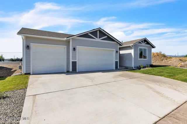 $544,900 | 4300 North Arrowleaf Loop, Post Falls, ID 83854