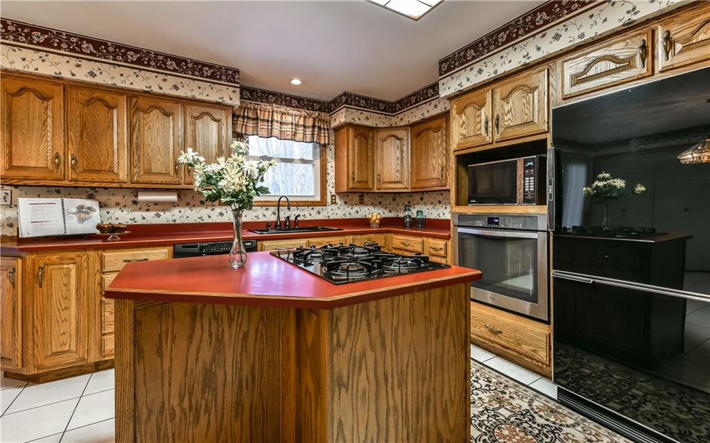 1254 Cornplanter Road Cabot, PA 16023 - Photo 8 of 23