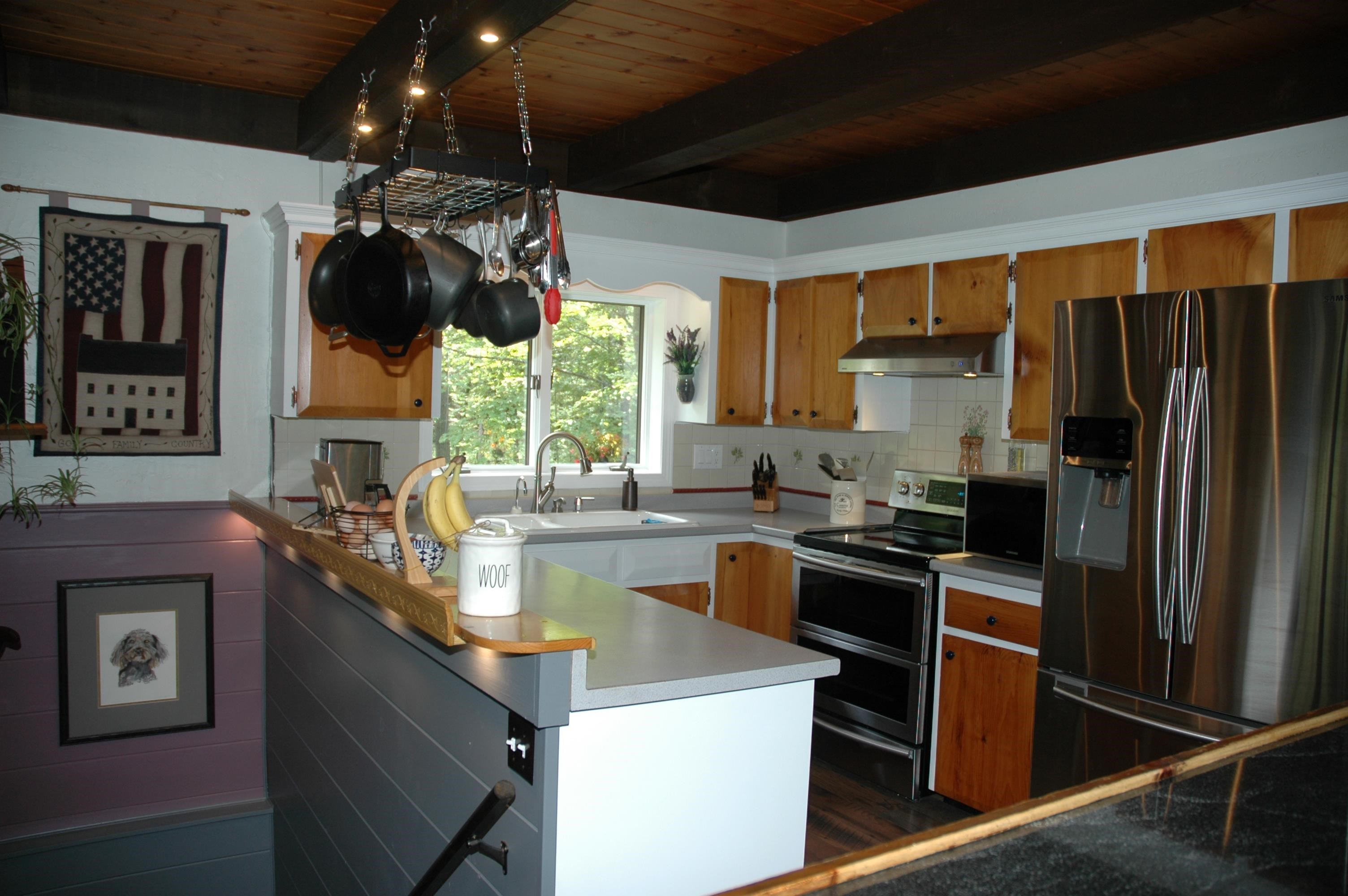 358 East Washington Road Hillsborough, NH 03244 - Photo 3 of 33 Gallery Image 3