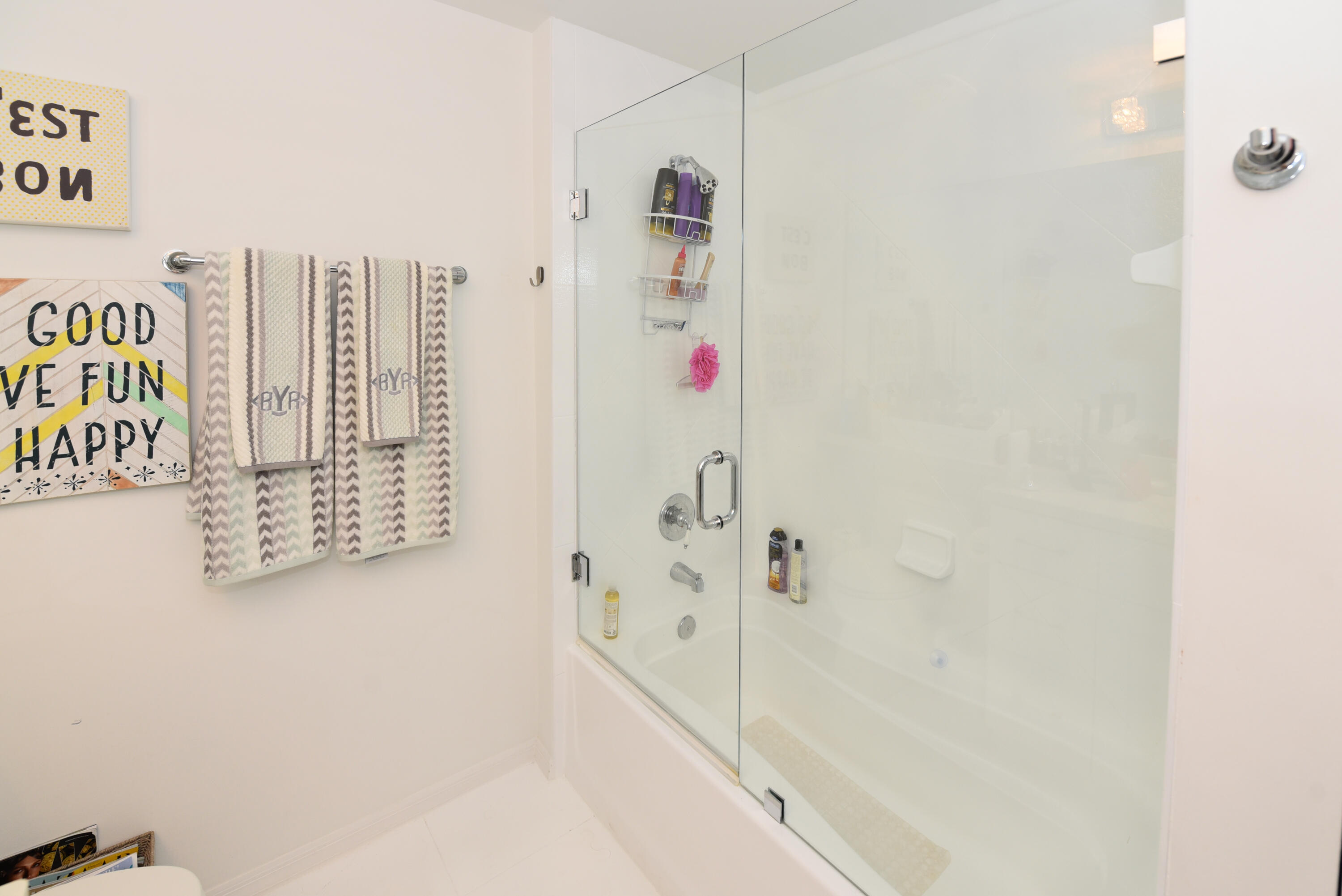233 South Federal Highway, Unit 501 Boca Raton, FL 33432 - Photo 11 of 37 233 S Federal Hwy_501_Denine McKerchie_1