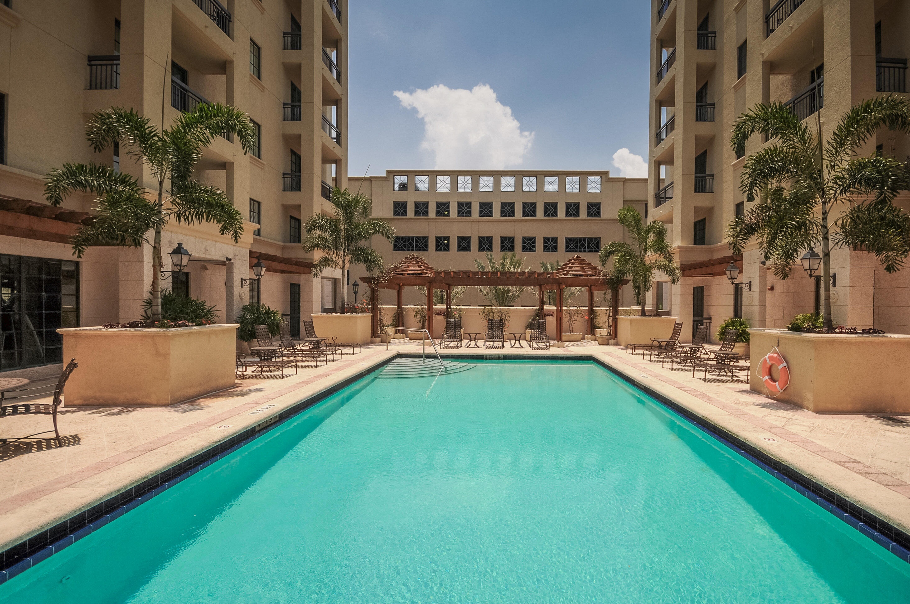 233 South Federal Highway, Unit 501 Boca Raton, FL 33432 - Photo 18 of 37 233 S Federal Hwy Unit UPH08-print-007-0