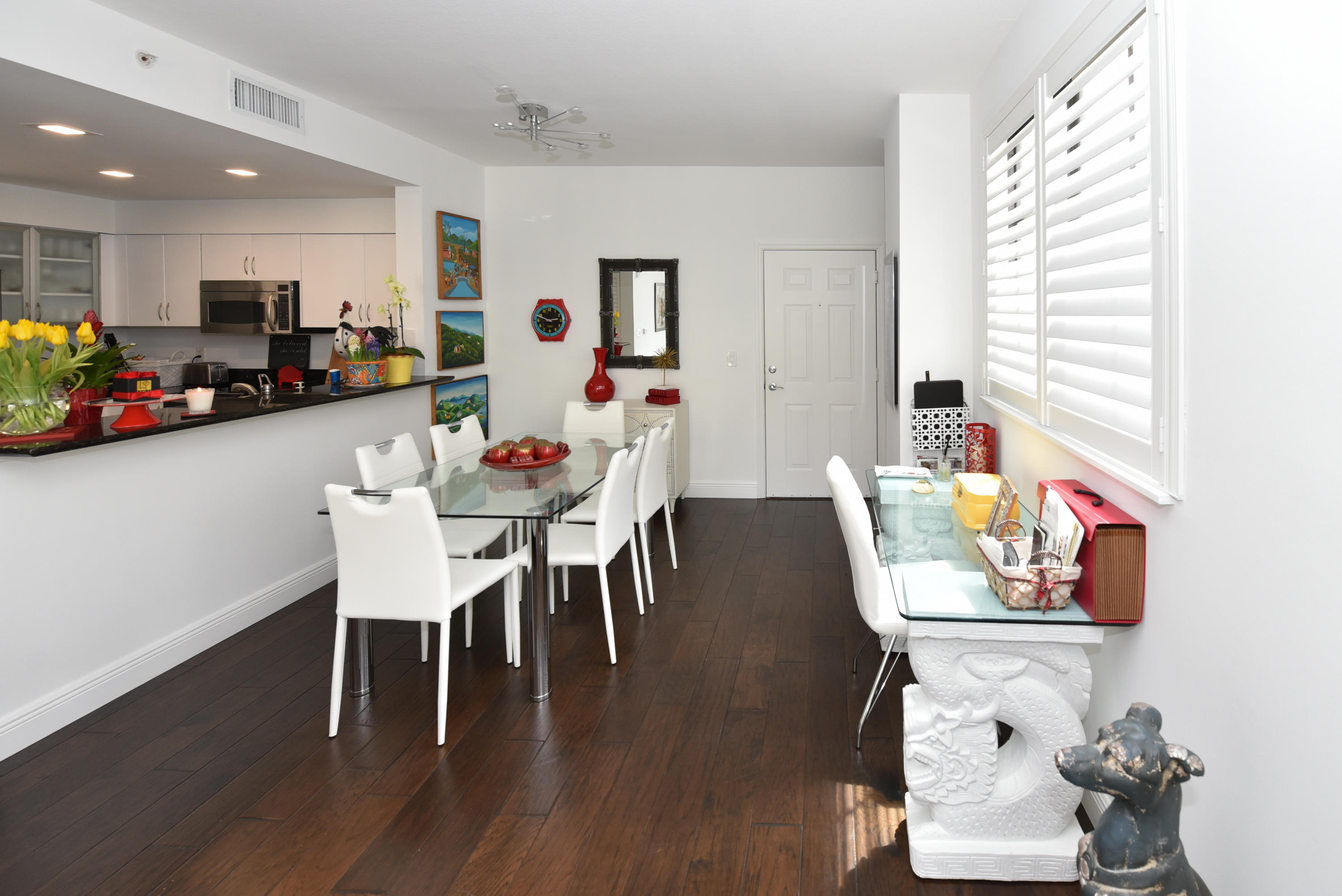 233 South Federal Highway, Unit 501 Boca Raton, FL 33432 - Photo 8 of 37 233 S Federal Hwy_501_Denine McKerchie_2