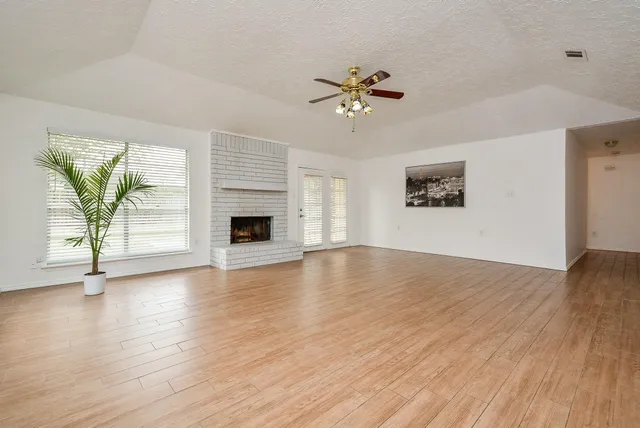 $2,300 | 3315 Honey Creek Drive, Houston, TX 77082