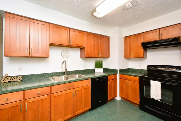 $2,200 | 3315 Honey Creek Drive, Houston, TX 77082