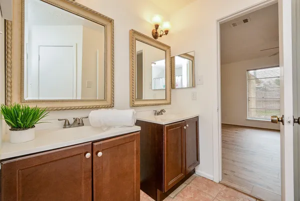 $2,200 | 3315 Honey Creek Drive, Houston, TX 77082