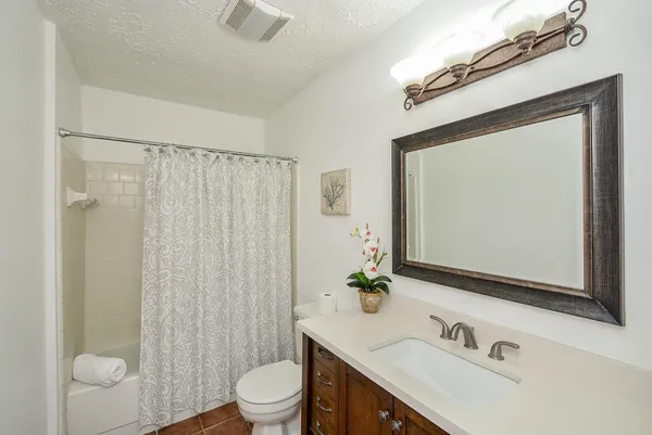 $2,200 | 3315 Honey Creek Drive, Houston, TX 77082