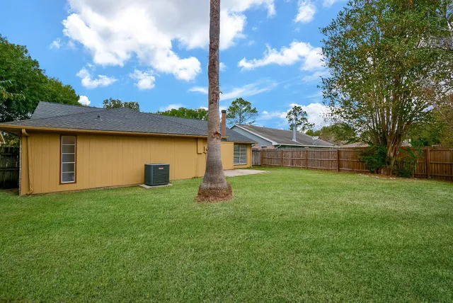 $2,300 | 3315 Honey Creek Drive, Houston, TX 77082