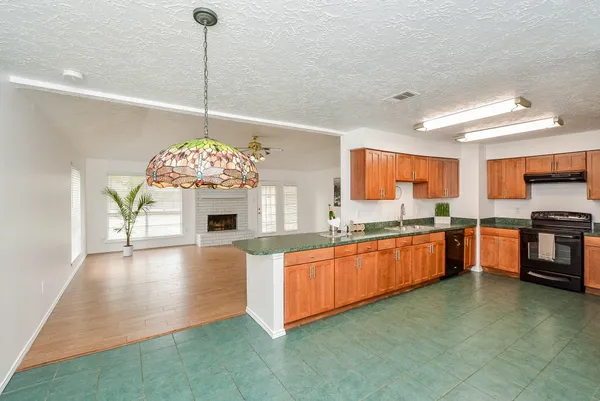 $2,200 | 3315 Honey Creek Drive, Houston, TX 77082